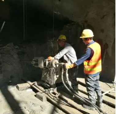 平原水下抗分散灌浆料特点 水下不分散注浆料介绍